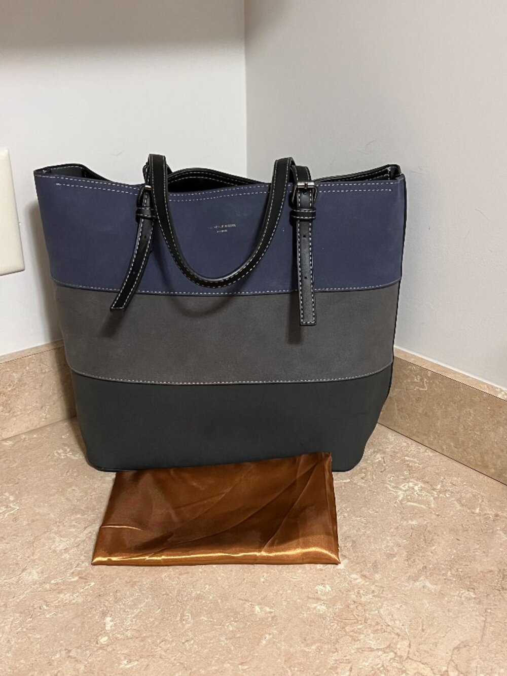 David Jones Paris Gray Hobo Tote Shoulder Bag Purse